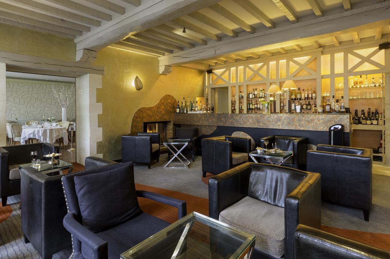 Hotel Restaurant Le Dauphin Et Le Spa Du Prieure Caen Eksteriør bilde