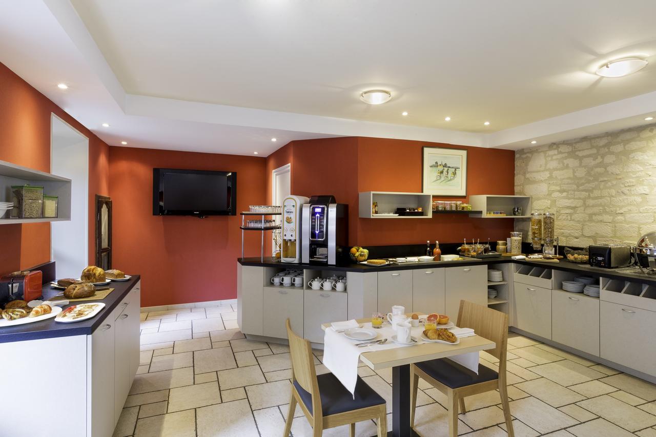 Hotel Restaurant Le Dauphin Et Le Spa Du Prieure Caen Eksteriør bilde